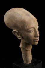 Copy_of_a_statue_showing_a_deformed_cranium,_Cairo,_Egypt,_1_Wellcome_L0058421.jpeg